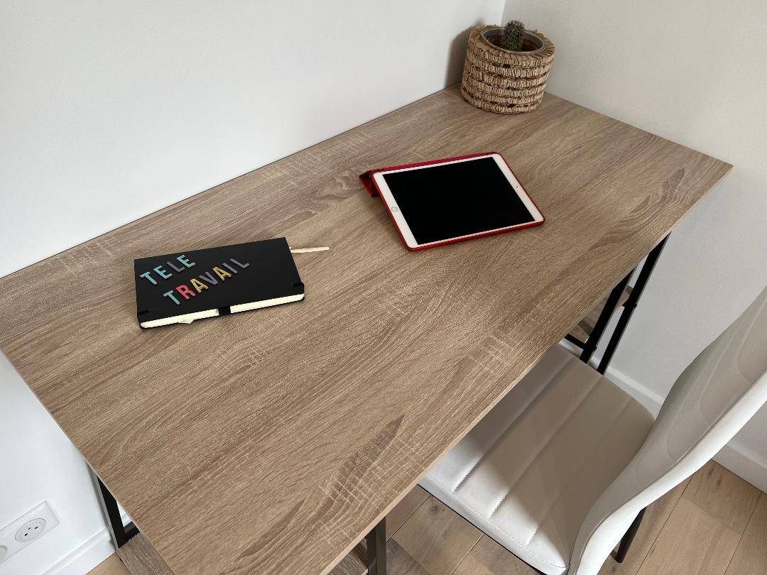 Coin télé travail de l'appartement saphir